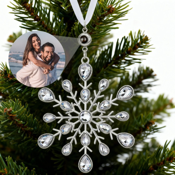 Weihnachtsbaum-Schneeflocke mit Fotoprojektion – Personalisierte Dekoration mit eigenem Bild