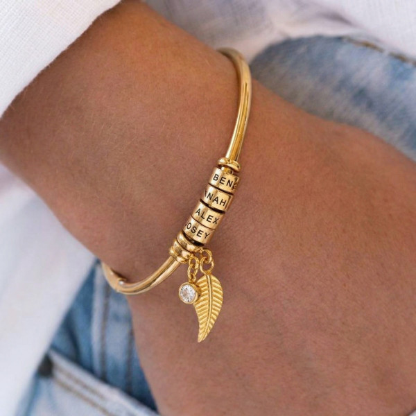 Graviertes Armreif mit Geburtsstein – Personalisierter Damenarmreif mit Namen