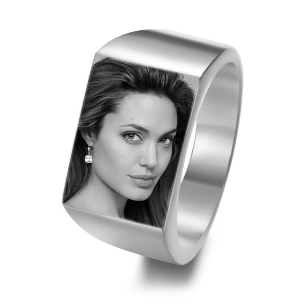 Personalisierter Ring mit Gravur